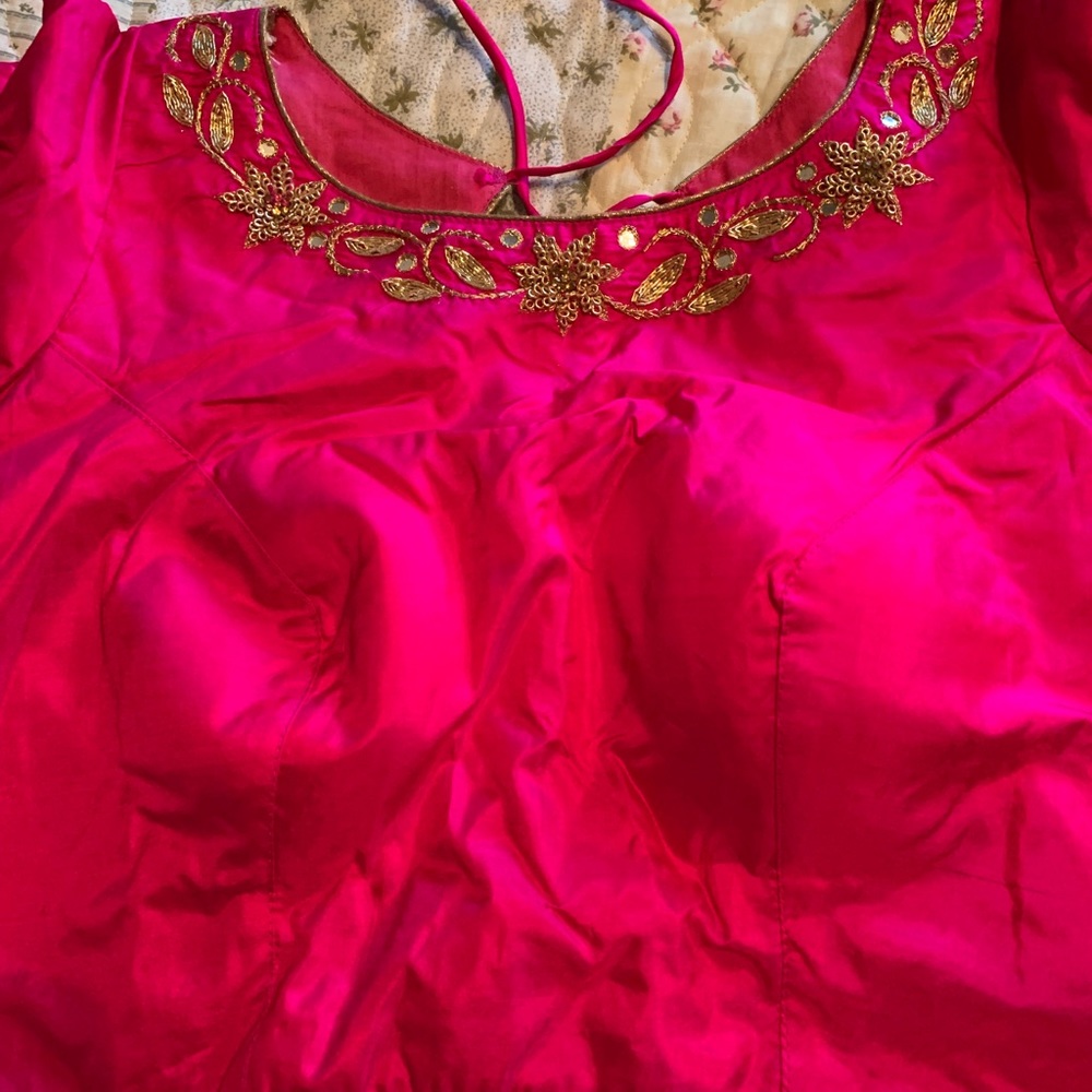 Handwork blouse - Picture 8 of 8